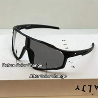 Black frame [discoloration gray]